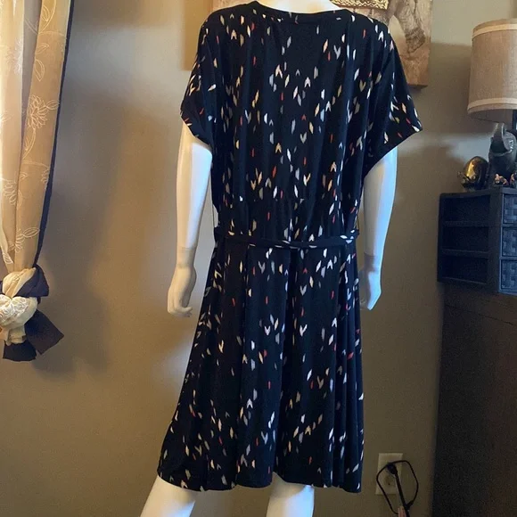 Torrid - Picture 2 of 3